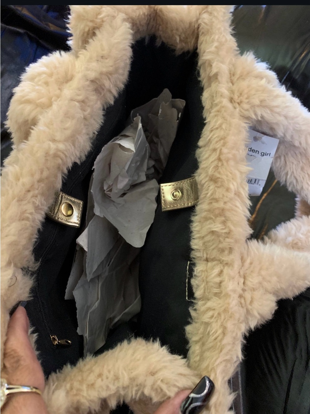 Madden Girl Gold Metallic Hobo with Beige Faux Fur Trim - Picture 3 of 7
